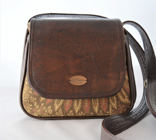 Crossbody - Decentní Móda — foto 3