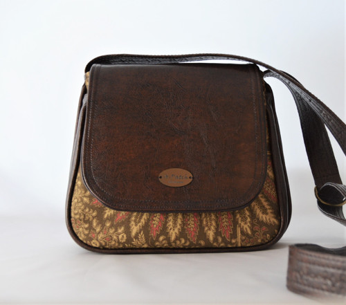 Crossbody - Decentní Móda — foto 6