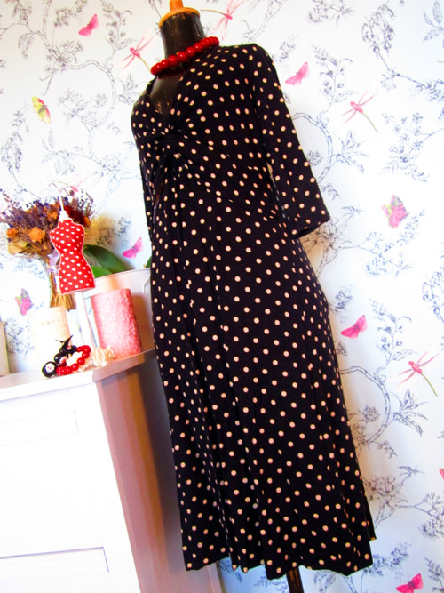 Šaty black&cream dots — foto 4