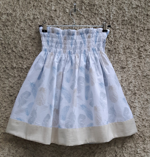 Sukně Bílá s peříčky — foto 3