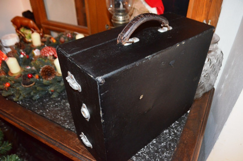 Starožitný přenosný gramofon — foto 6