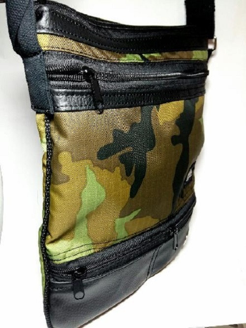 Venčící kabelka Camouflage — foto 5