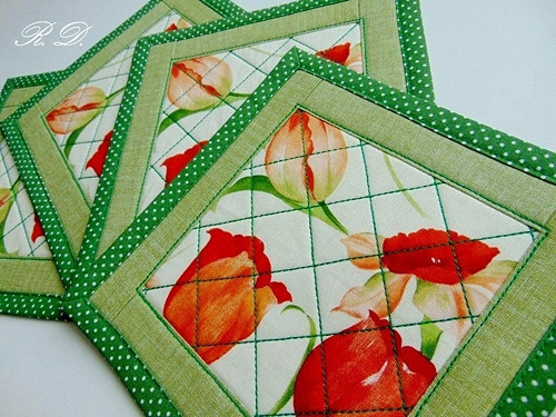 Tulipány ... čtvercové prostírání — foto 3