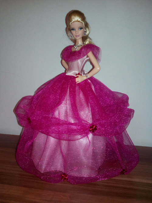 Šaty pro Barbie — foto 2
