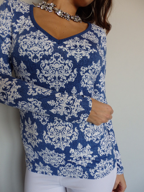Halenka blue se vzorem — foto 2