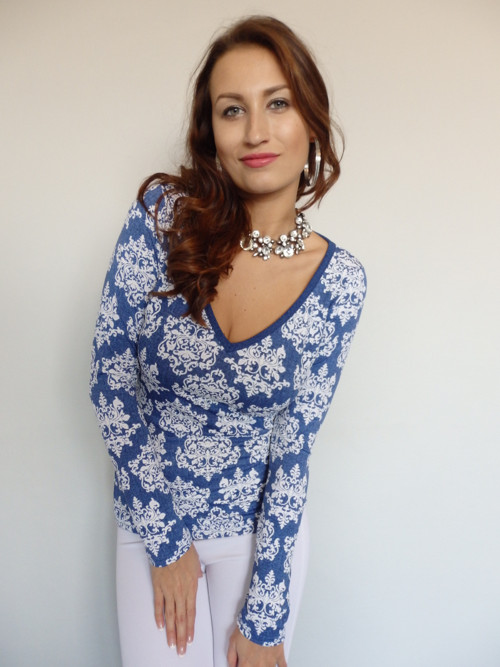 Halenka blue se vzorem — foto 4