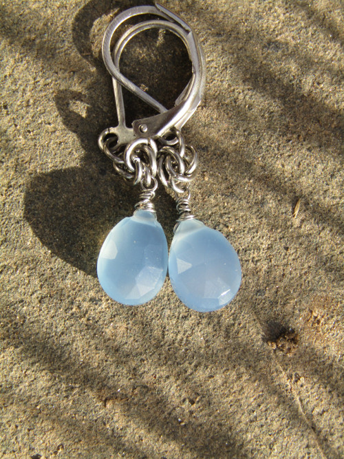 Náušnice modré chalcedonky — foto 5