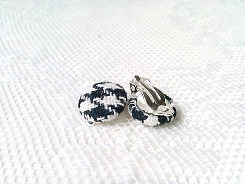 Winter pepito earrings (black/white) — foto 4