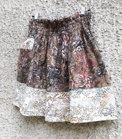 Sukně Hnědé ornamenty s kapsou — foto 5