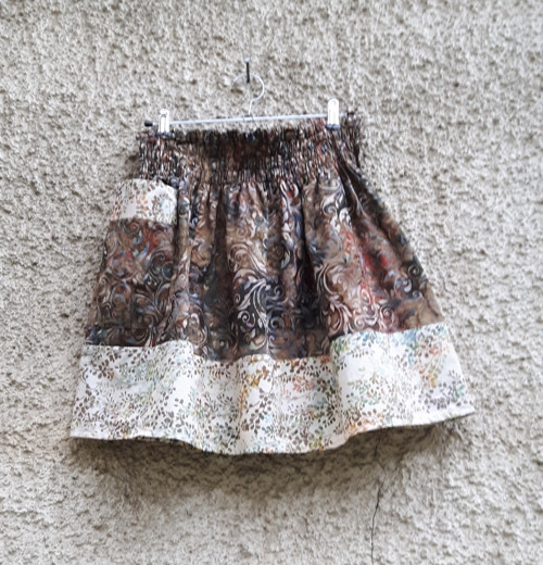 Sukně Hnědé ornamenty s kapsou — foto 6