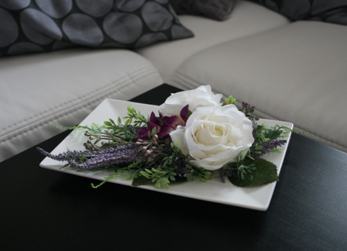 Keramický tác s růžemi a orchidejemi — foto 4