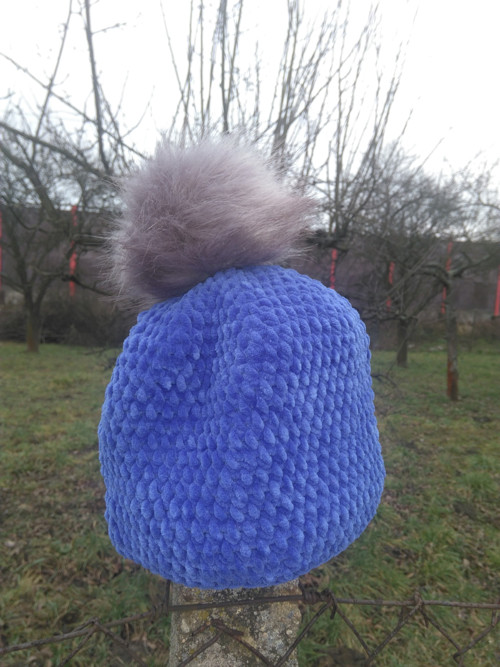 Háčkovaná čepice "RoyalBlue" — foto 3