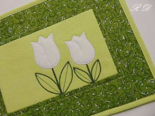 Bílé tulipány ... prostírání — foto 2