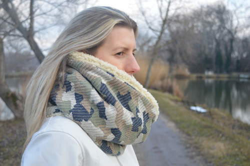Nákrčník Army Off white — foto 2