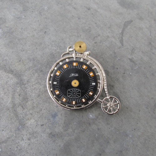 Staré KOLO, brož s černým ciferníkem,steampunk — foto 2