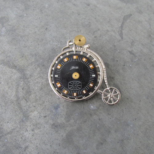 Staré KOLO, brož s černým ciferníkem,steampunk — foto 4