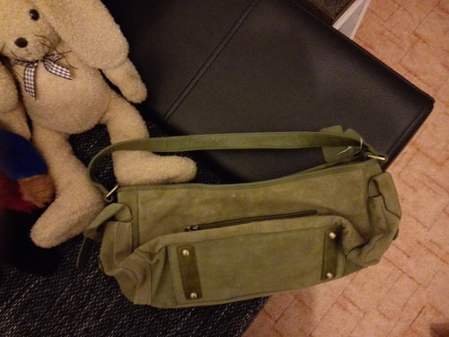 Kabelka z broušené kůžu — foto 2