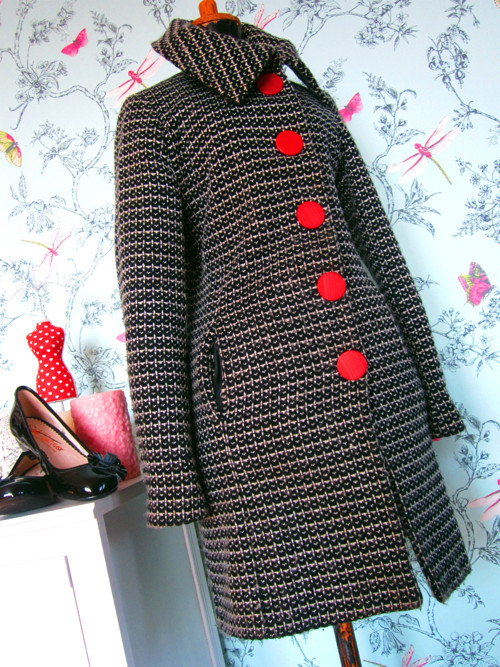 Kabát tweed&knoflíky red — foto 4
