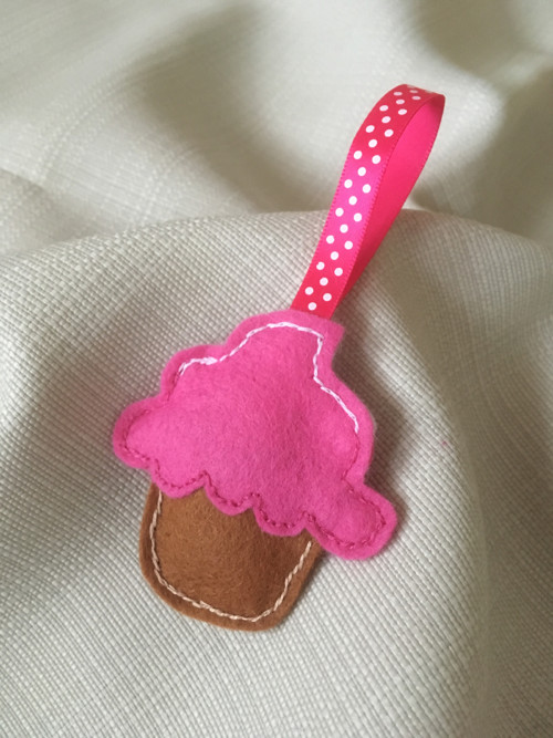 Jahodový cupcake — foto 2