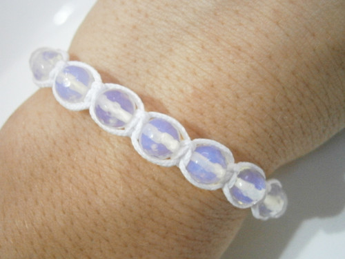 "Opalit" - minerálový náramek (macramé/shamballa) — foto 2