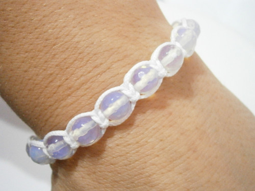 "Opalit" - minerálový náramek (macramé/shamballa) — foto 3