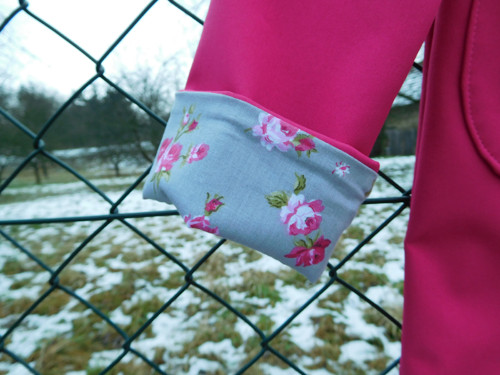 Dívčí softshellový kabátek — foto 5