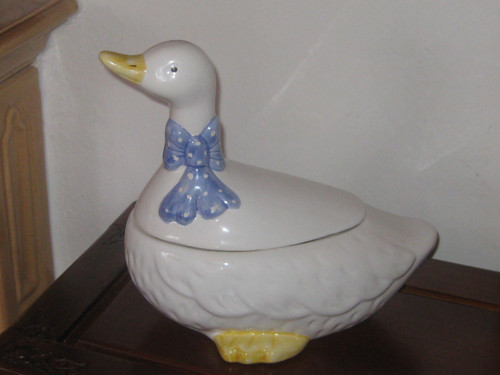 Velká porcelánová dóza-husa — foto 3