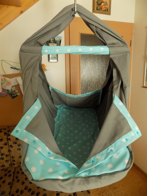Hacka pro batolata-uzavírat; šedá s puntíky — foto 2