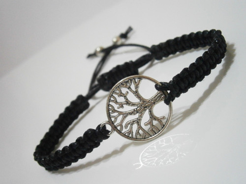 "Strom života" - černý náramek (macramé) - Unisex — foto 2