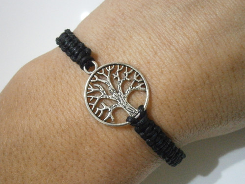 "Strom života" - černý náramek (macramé) - Unisex — foto 3
