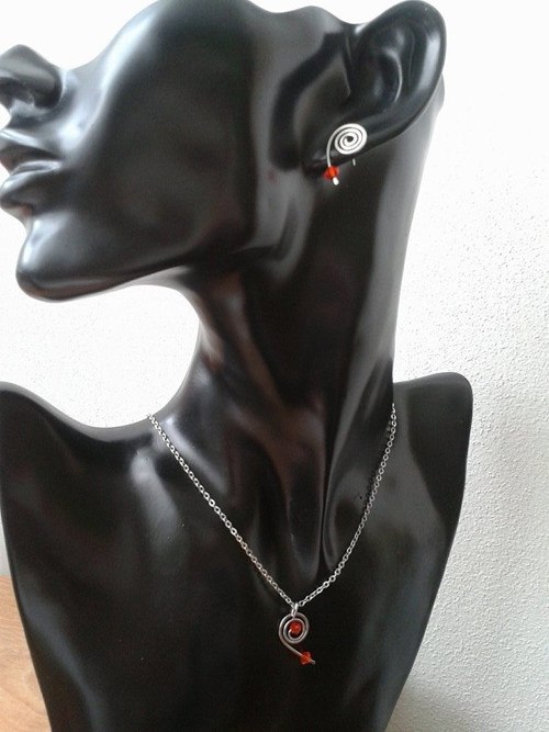 Náušnice bodovky - Swarovski - chirurgická ocel — foto 3