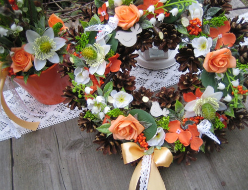 Tulipány, růže, čemeřice a ptáčci — foto 4
