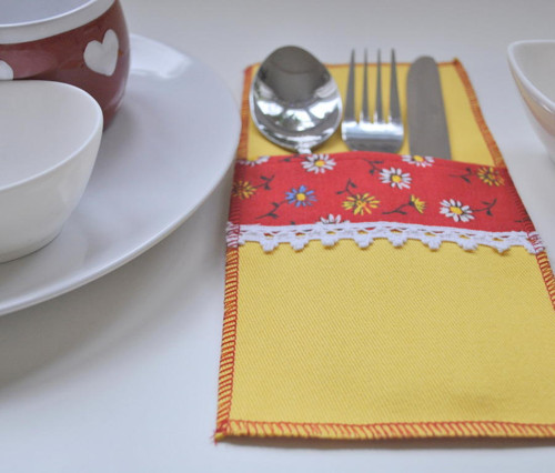 Kapsičky na příbory - prostírání — foto 2