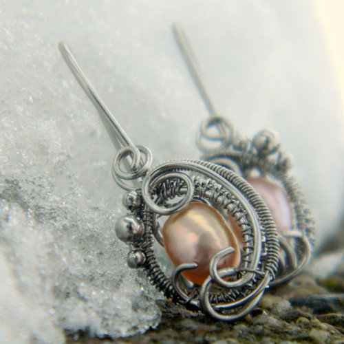 Náušnice s rosegold perlami — foto 3