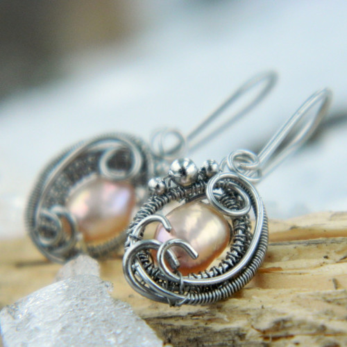 Náušnice s rosegold perlami — foto 4