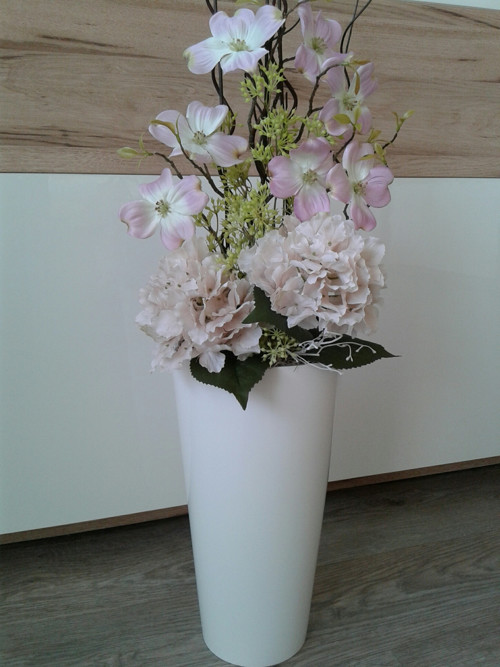 Vysoká jarní dekorace — foto 2