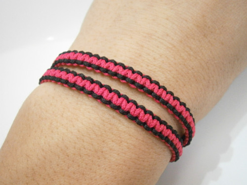Dvojitý oboustranný neonový náramek (macramé) — foto 6