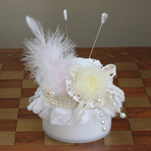 Krajkový jehelníček ve stylu Shabby chic — foto 2