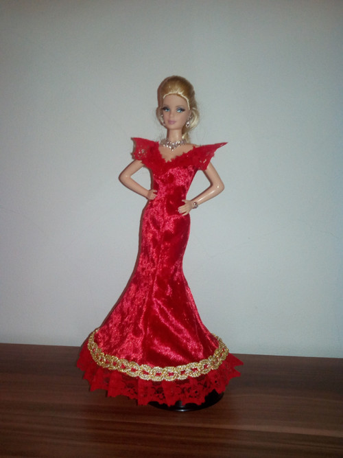 Šaty pro Barbie — foto 2