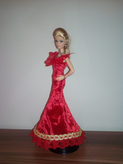 Šaty pro Barbie — foto 3