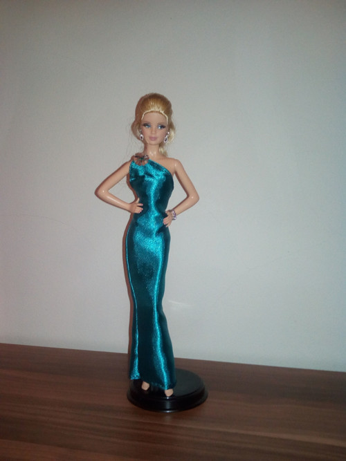 Šaty pro Barbie — foto 2