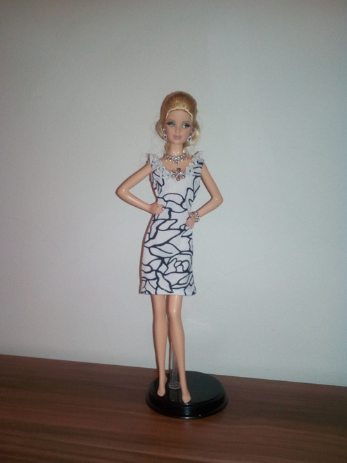 Šaty pro Barbie — foto 2