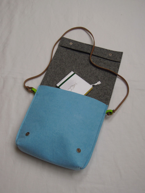 Crossbody se zelenými oušky — foto 6