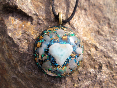 Orgonit ,, Andělského průvodce " larimar, adulár — foto 3