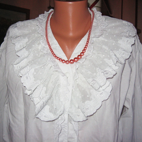 Halena s krajkovým límcem 12685 — foto 2
