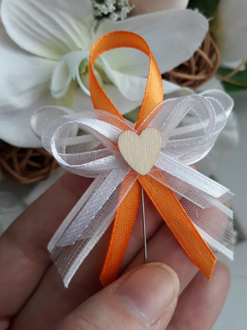 Oranžový vývazek zdobený — foto 2