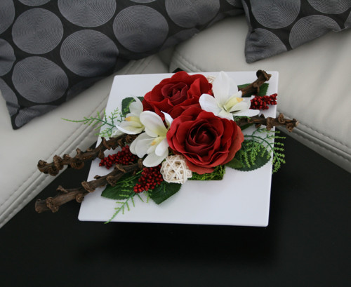 Ikebana s růžemi a orchidejemi — foto 6