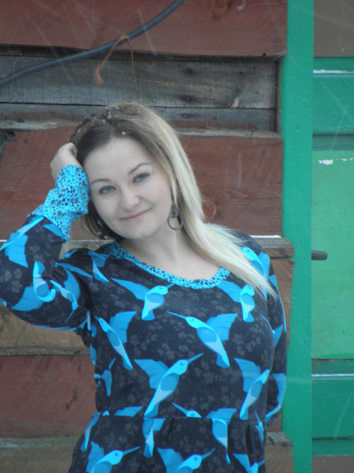 Kolibříci v dešti .... šaty — foto 4