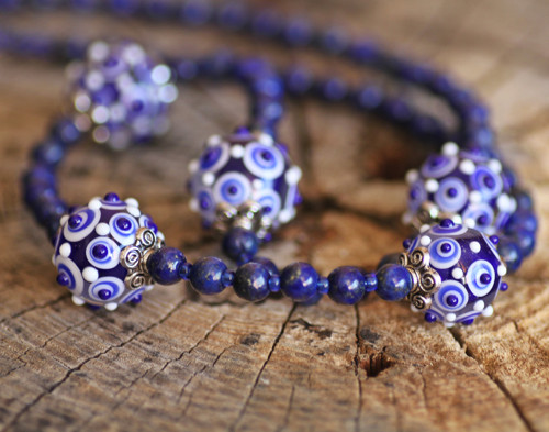 Náhrdelník z vinutek a lapis lazuli — foto 2