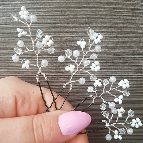 Sada bílých lístečkových pinetek — foto 3
